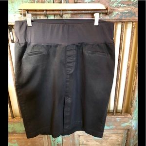 Gap maternity women’s skirt size 12